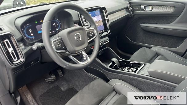 Volvo XC40 145 kW image number 10