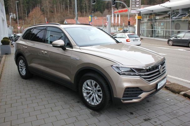 Volkswagen Touareg 3.0 TDI 4Motion 170 kW image number 2