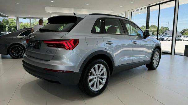 Audi Q3 35 TFSI S tronic 110 kW image number 3