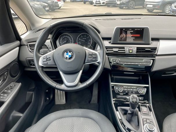 BMW 218d Active Tourer Advantage 110 kW image number 13