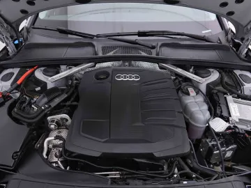 Car image 28