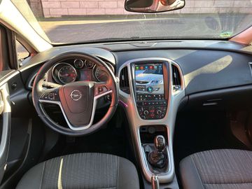 Car image 13