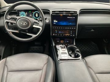 Car image 13