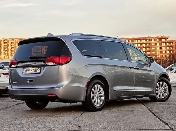 Chrysler Pacifica 214 kW image number 38