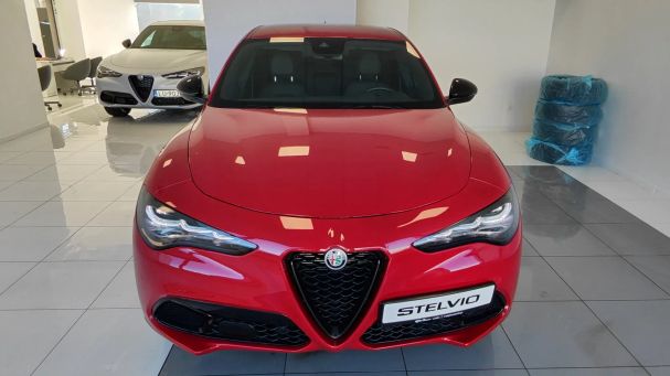 Alfa Romeo Stelvio 2.0 Turbo Q4 206 kW image number 3