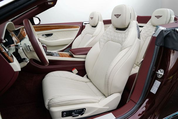 Bentley Continental GTC 404 kW image number 20