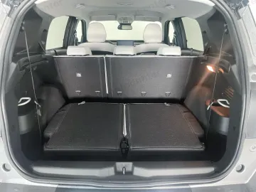 Car image 35