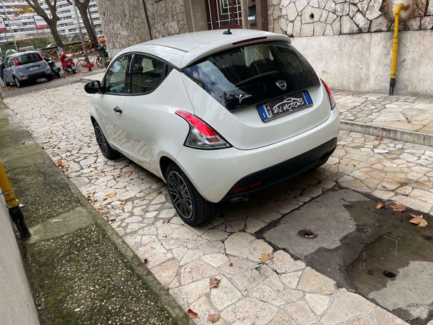 Lancia Ypsilon 51 kW image number 6