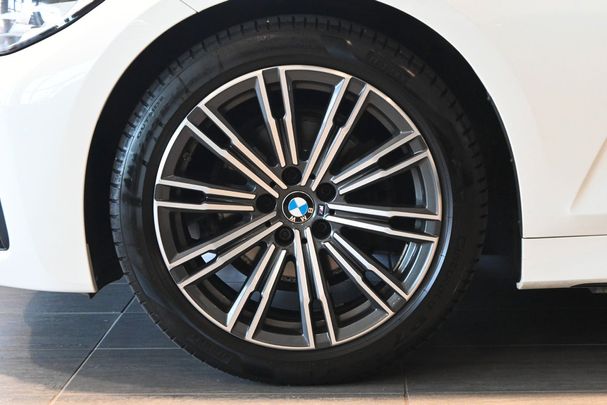 BMW 320d Touring xDrive M Sport 140 kW image number 6