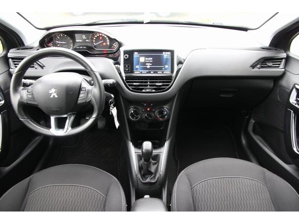 Peugeot 208 82 Active 60 kW image number 10