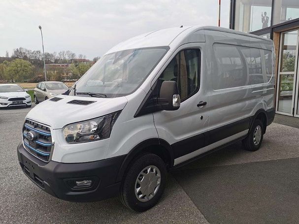 Ford E-Transit Trend 135 kW image number 6