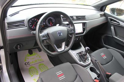 Car image 12