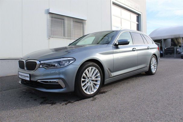 BMW 530d Touring xDrive 195 kW image number 1