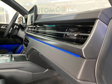Car image 35