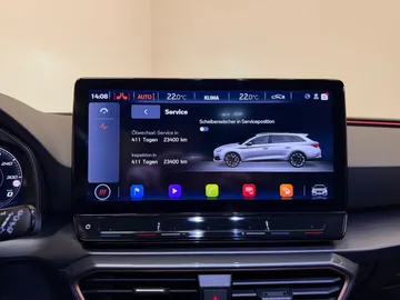 Car image 32