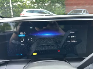 Car image 33