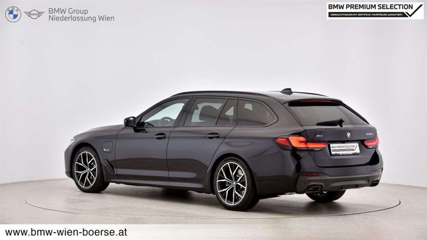 BMW 530 Touring xDrive 215 kW image number 3