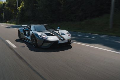Car image 2