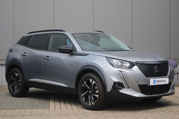 Peugeot 2008 1.2 74 kW image number 7