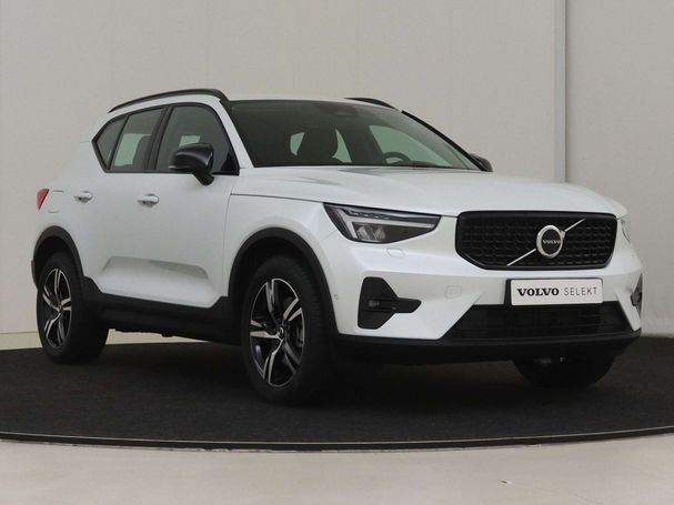 Volvo XC40 B3 Plus Dark 120 kW image number 13