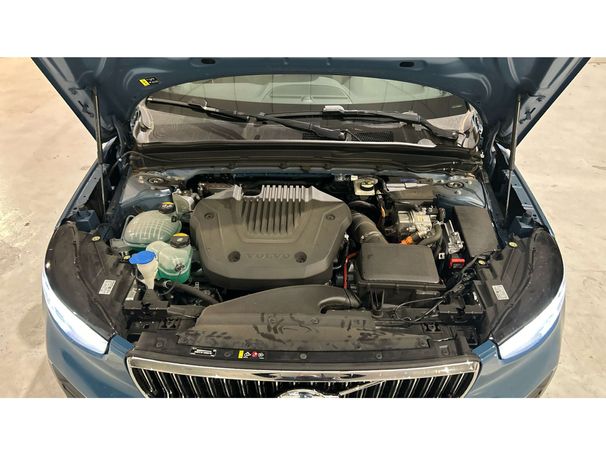 Volvo XC40 Recharge T4 Core 155 kW image number 15