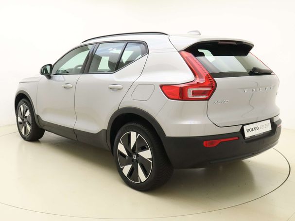 Volvo XC40 Single Motor Essential 175 kW image number 3