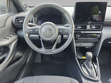 Car image 12