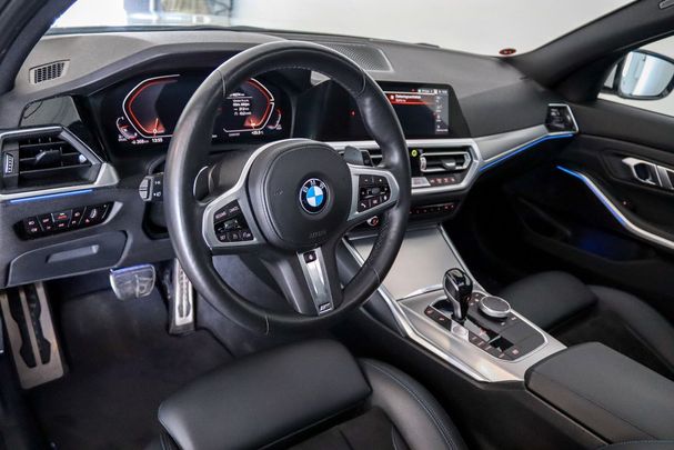 BMW 320d Touring xDrive 140 kW image number 9