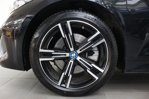 BMW 330 Touring M Sport xDrive 185 kW image number 5