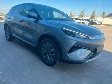 Car image 2