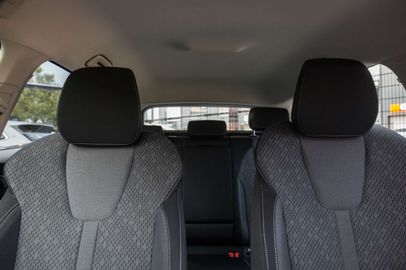 Car image 31