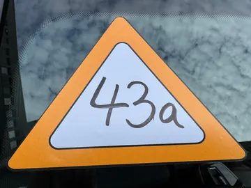 Car image 29