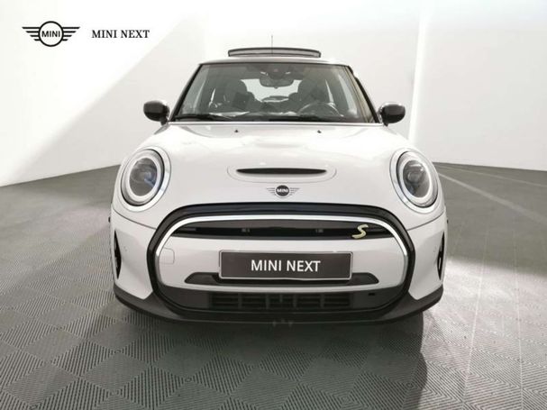 Mini Cooper SE Mini Yours 137 kW image number 2