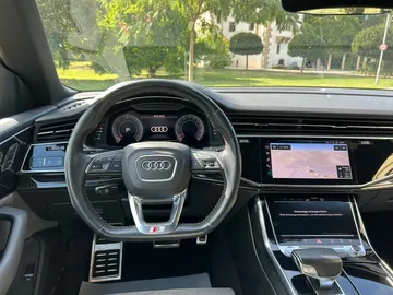 Car image 49