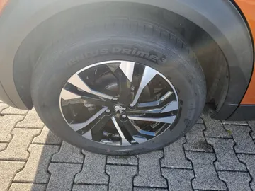 Car image 39