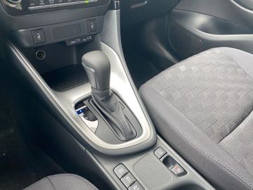 Car image 18