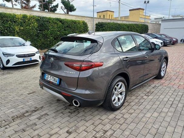 Alfa Romeo Stelvio 2.2 Diesel 140 kW image number 6