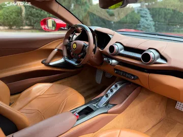 Car image 44