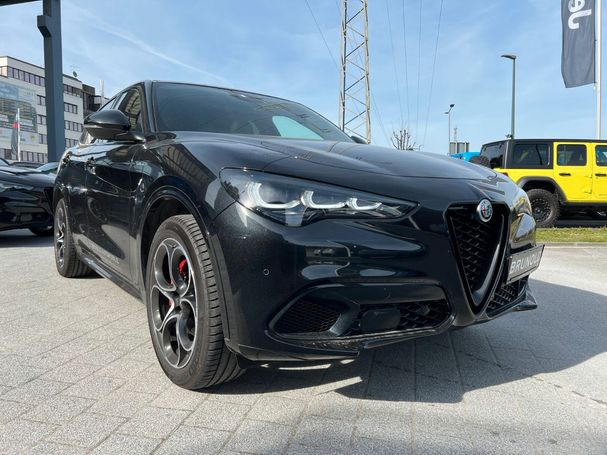 Alfa Romeo Stelvio 2.0 Turbo 16V 206 kW image number 1