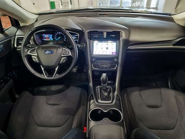 Car image 10