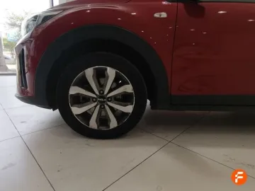 Car image 21
