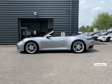 Car image 25