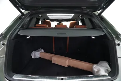 Car image 41