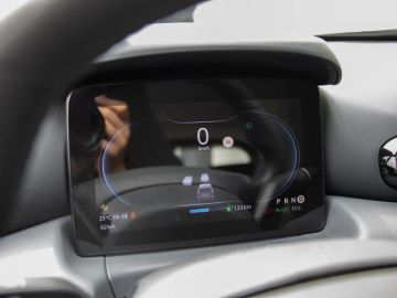 Car image 28