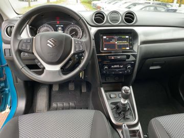 Car image 10