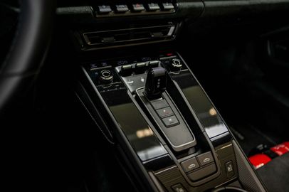 Car image 33