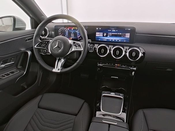 Mercedes-Benz A 180 100 kW image number 8