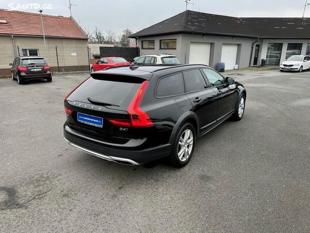 Volvo V90 Cross Country D4 AWD 140 kW image number 6