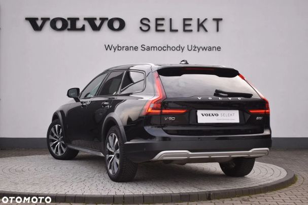 Volvo V90 Cross Country AWD 184 kW image number 6