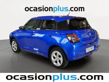 Car image 3